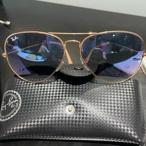 Rayban large gold aviators